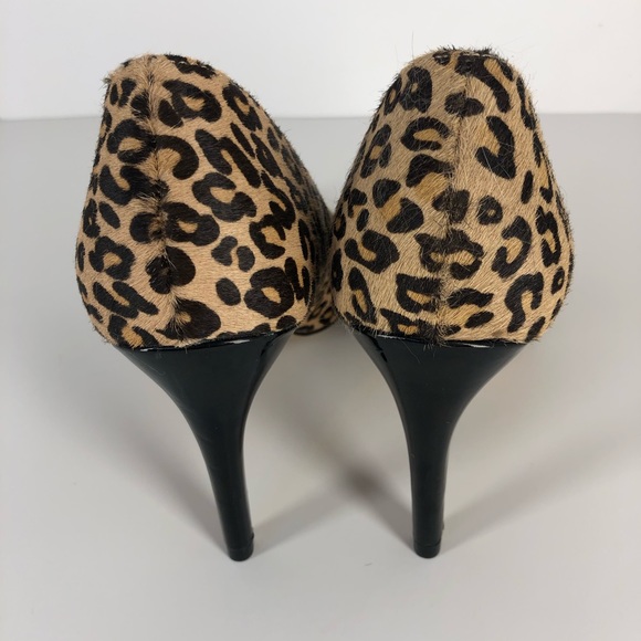 Apt. 9 Leopard Calf fur Poited Toe Heels Pumps Size 8.5 - Picture 6 of 10